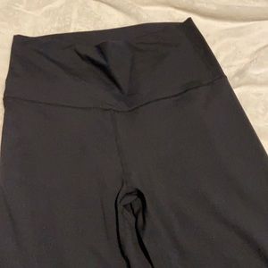 Fabletics flared bottom leggings!!